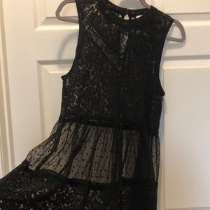 Black lace sleeveless tunic